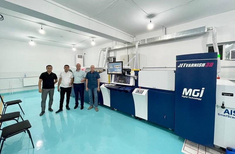Специалисты Konica Minolta Kazakhstan установили MGI JETvarnish 3D в Ташкенте